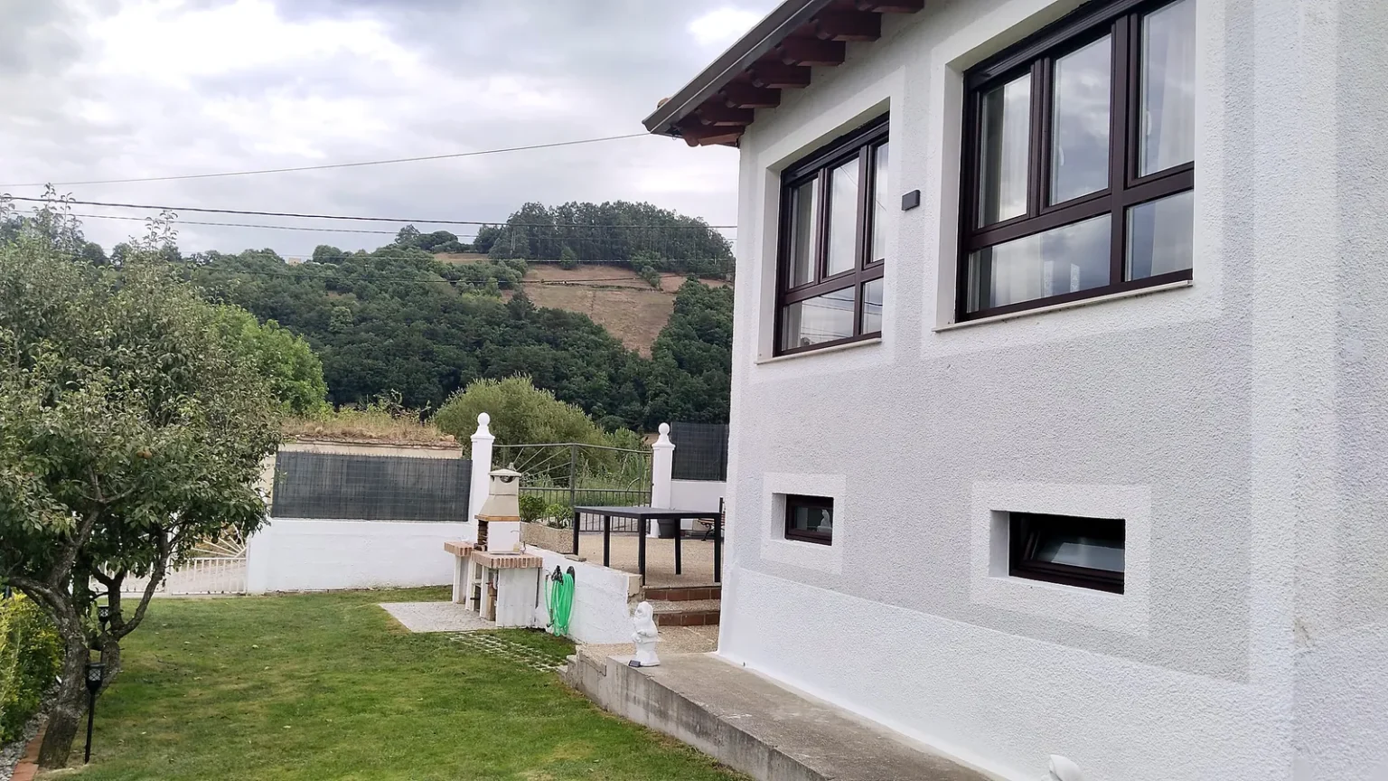 jardin privado 200m casa rural arenas de iguna